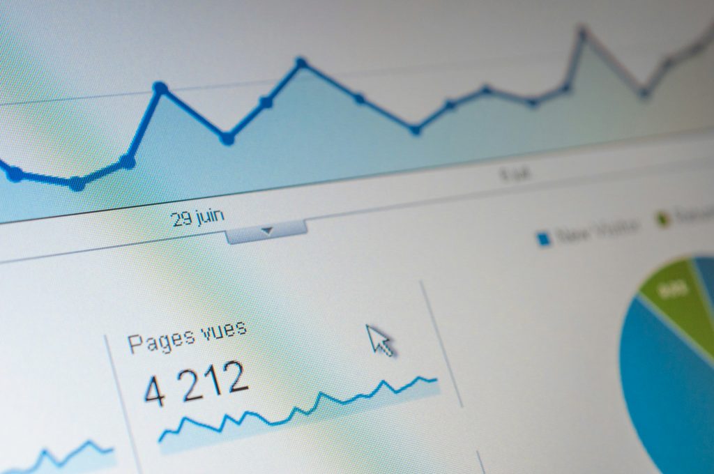 Organic SEO Tips & Stats for E-Commerce in 2025 (+Secret Hack Included) - Josei life - The Significance of Organic Traffic in E-commerce