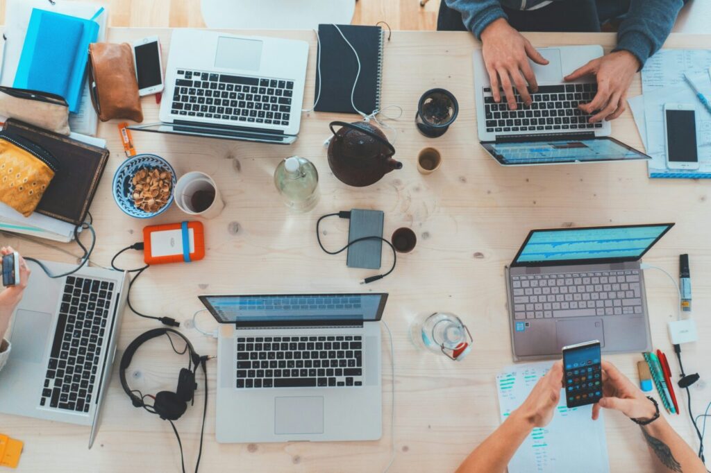 How to Create Business Momentum Through Smart Marketing - Josei Life